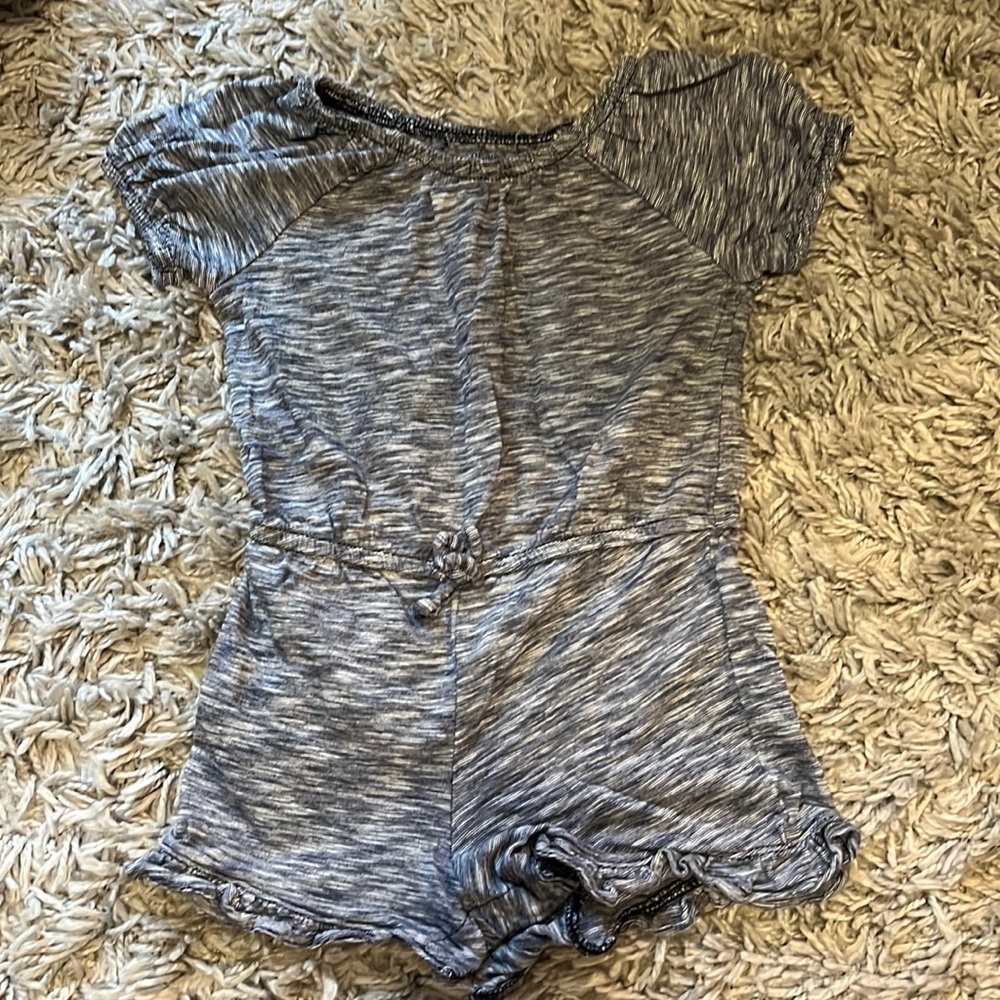 2T- Old Navy romper
